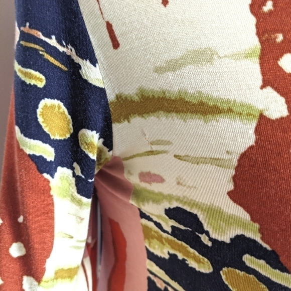 LOGO Tunic with Mod Pattern in Fall Colors XS - Picture 6 of 10